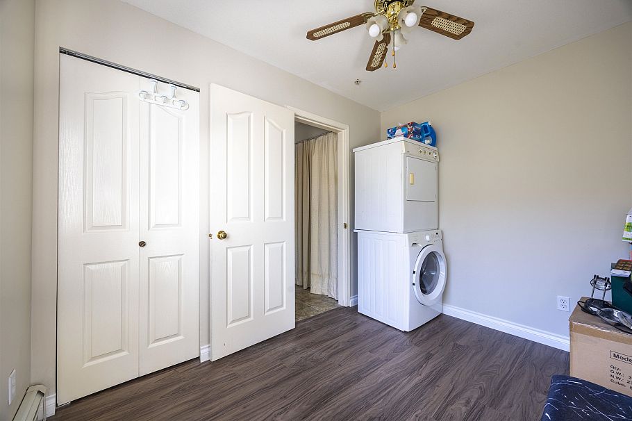 739 E 20th Avenue Vancouver, BC - 23