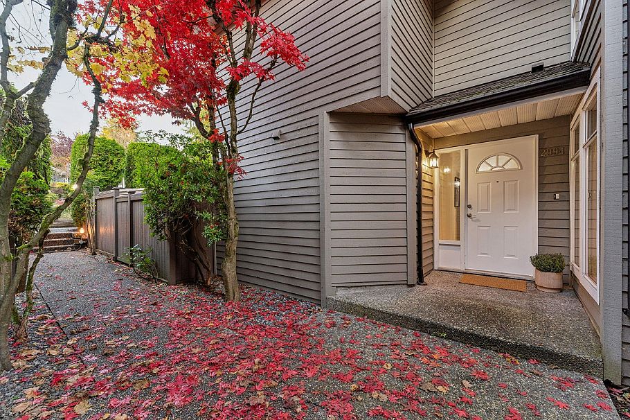 2994 Mt Seymour Parkway North Vancouver, BC - 1