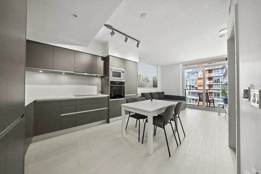 725 180 E 2nd Avenue Vancouver, BC - 6