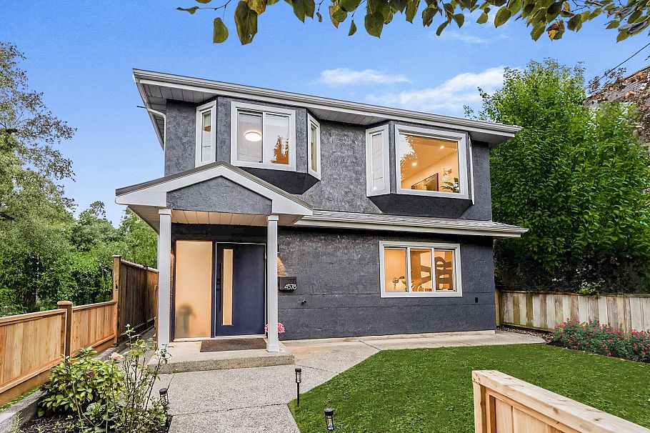 4578 Windsor Street Vancouver, BC - 1