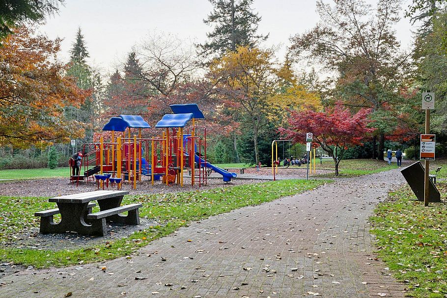 2994 Mt Seymour Parkway North Vancouver, BC - 28