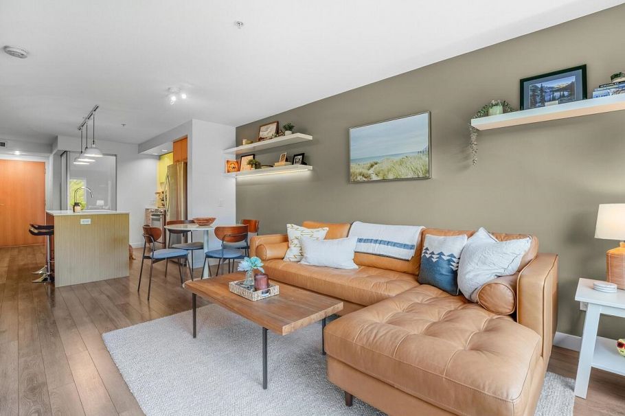 208 221 E 3rd Street North Vancouver, BC - 12