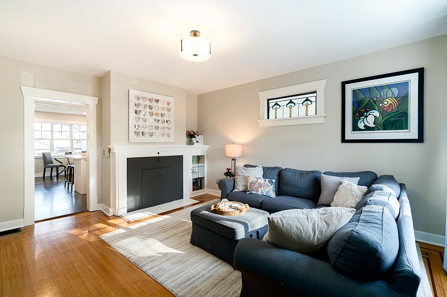 2267 Napier Street Vancouver, BC - 12