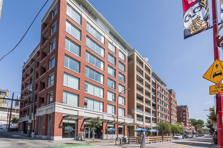 310 221 Union Street Vancouver, BC - 21