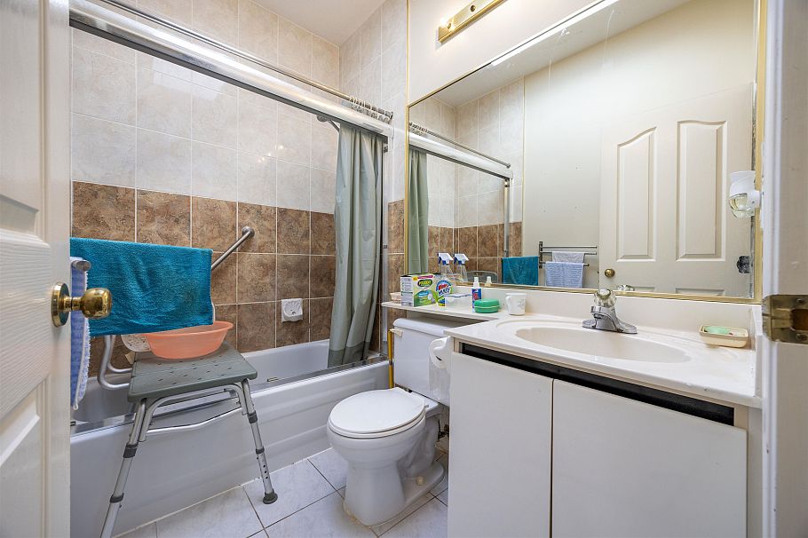 739 E 20th Avenue Vancouver, BC - 21