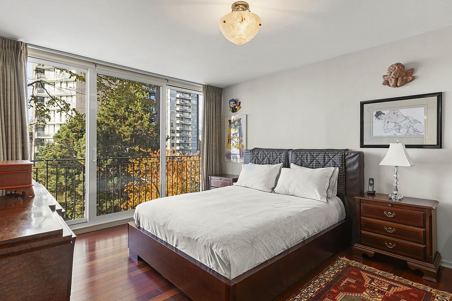 402 1575 Beach Avenue Vancouver, BC - 22