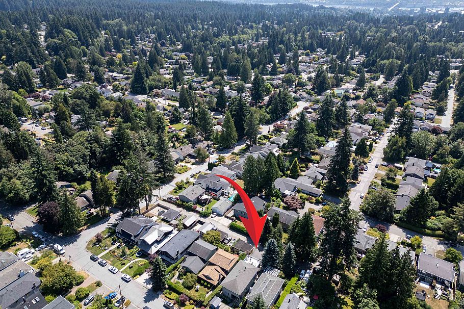 1433 Doran Road North Vancouver, BC - 37