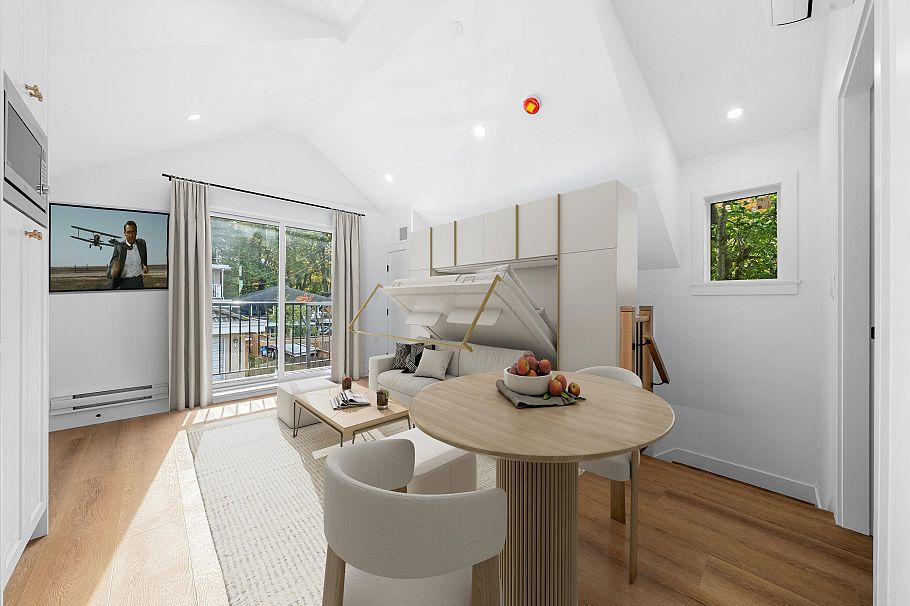 2526 Mcgill Street Vancouver, BC - 2