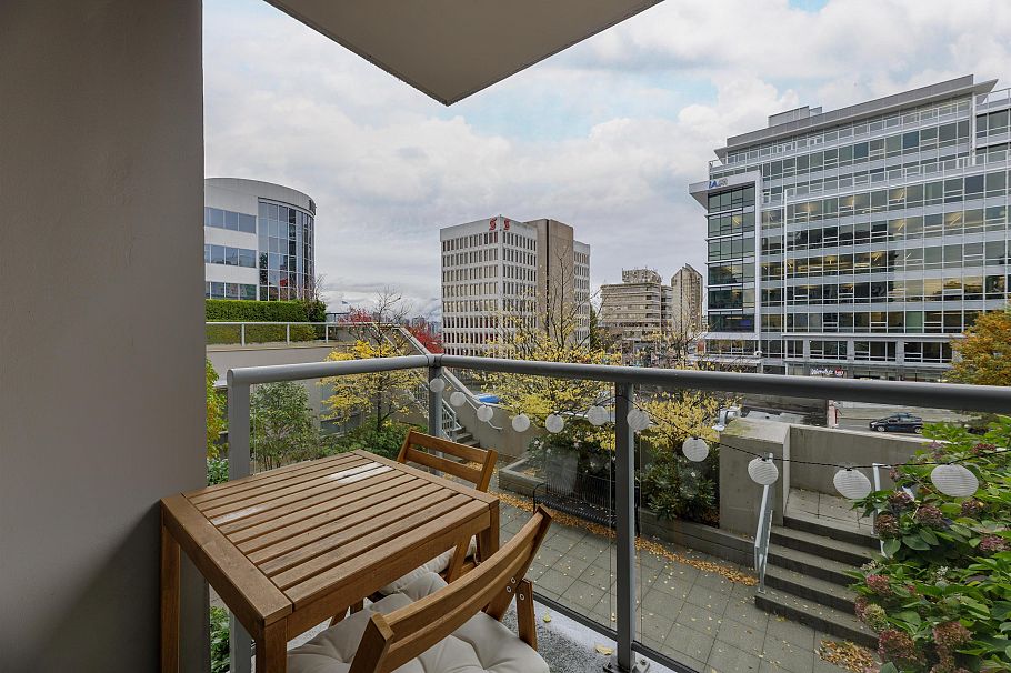 401 1030 W Broadway Vancouver, BC - 14