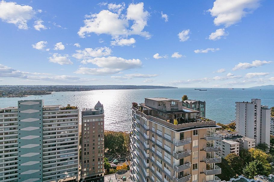 2301 1850 Comox Street Vancouver, BC - 9