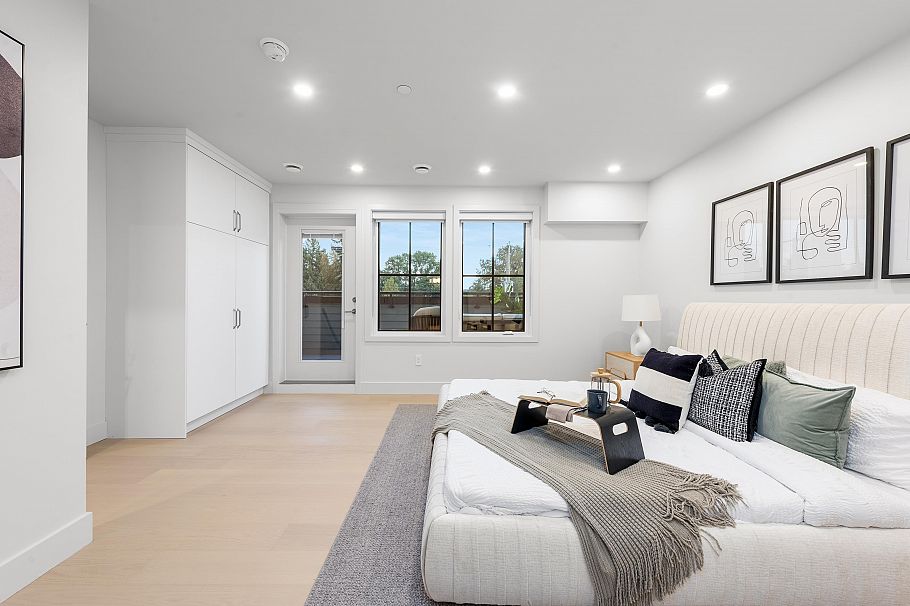 2 2136 E 10th Avenue Vancouver, BC - 29