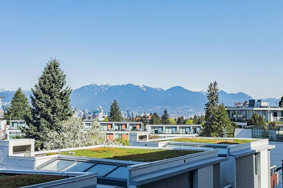 305 505 W 30th Avenue Vancouver, BC - 25