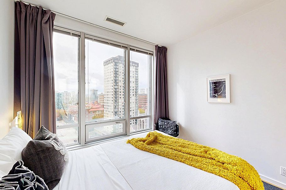 1207 989 Nelson Street Vancouver, BC - 16