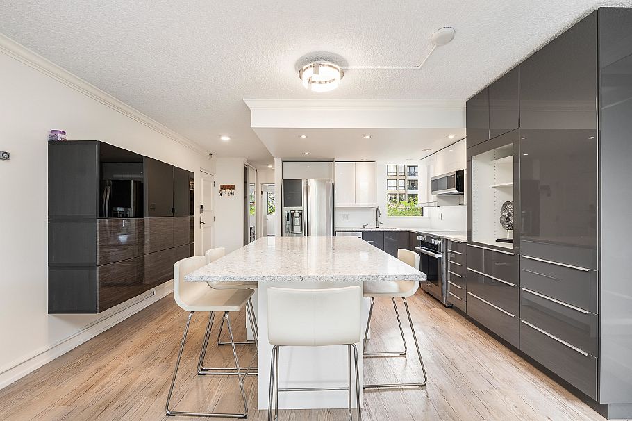 201 1995 Beach Avenue Vancouver, BC - 9