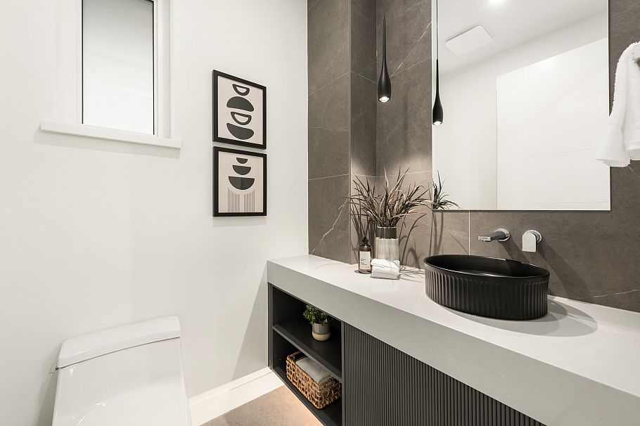 1 2750 W 19th Avenue Vancouver, BC - 16