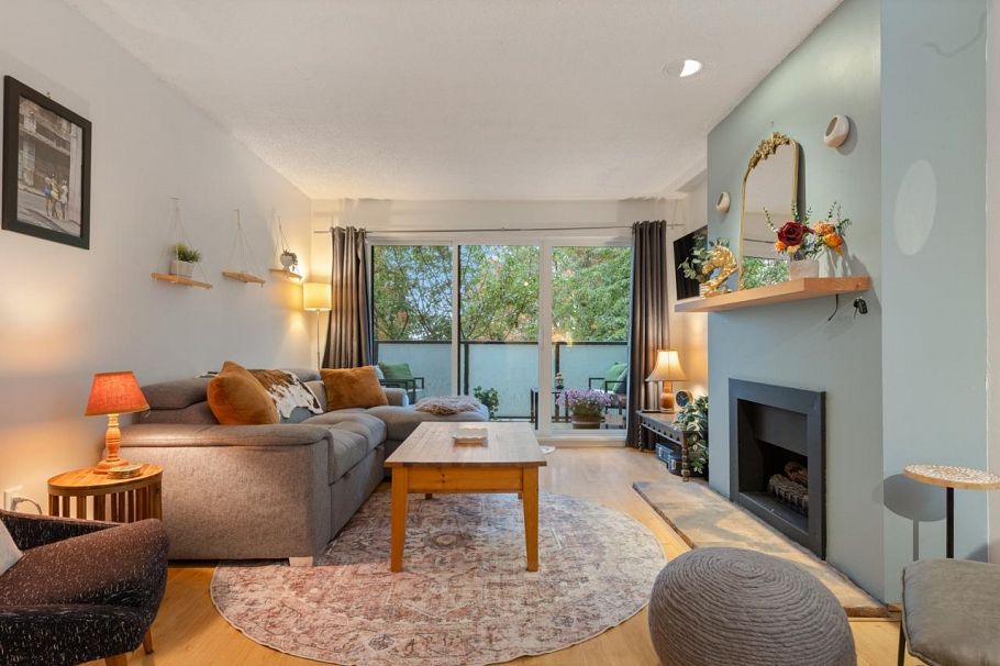 208 1516 Charles Street Vancouver, BC - 2