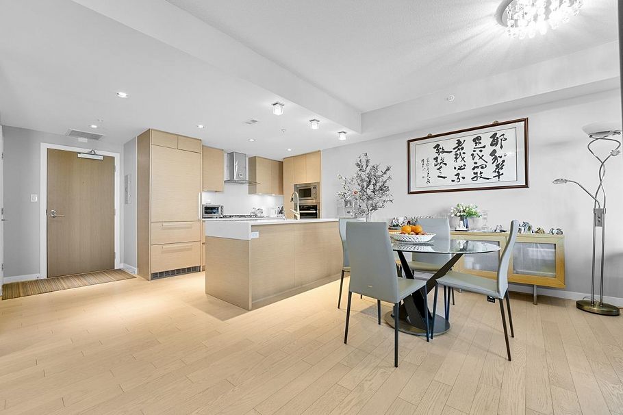 305 505 W 30th Avenue Vancouver, BC - 8