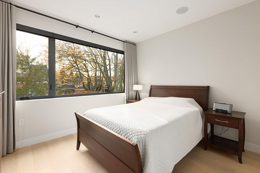 2939 W 15th Avenue Vancouver, BC - 21