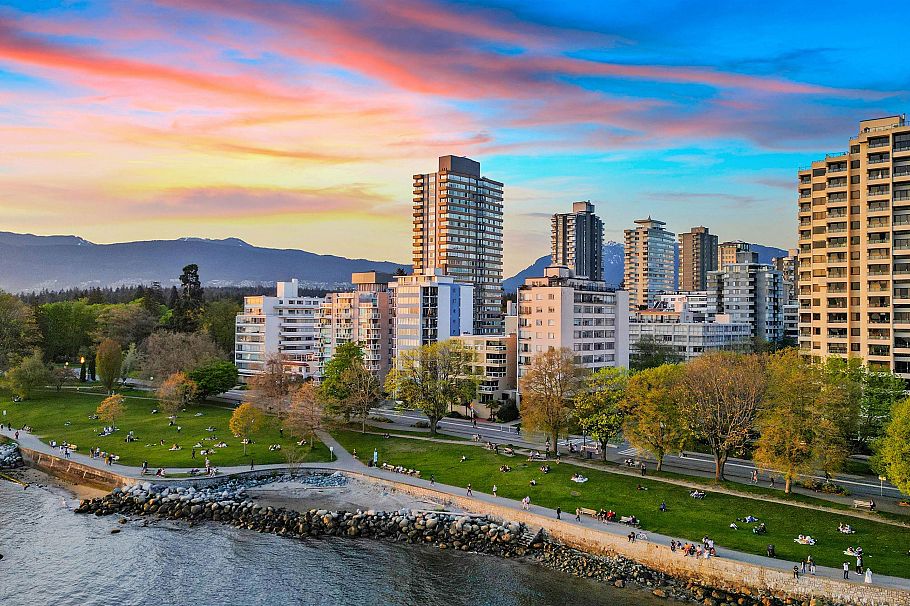 2301 1850 Comox Street Vancouver, BC - 1