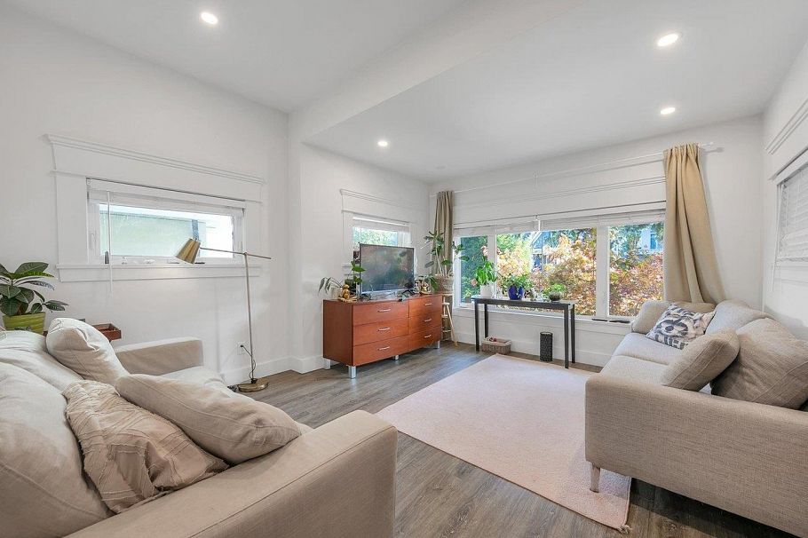 153 W 19th Avenue Vancouver, BC - 20