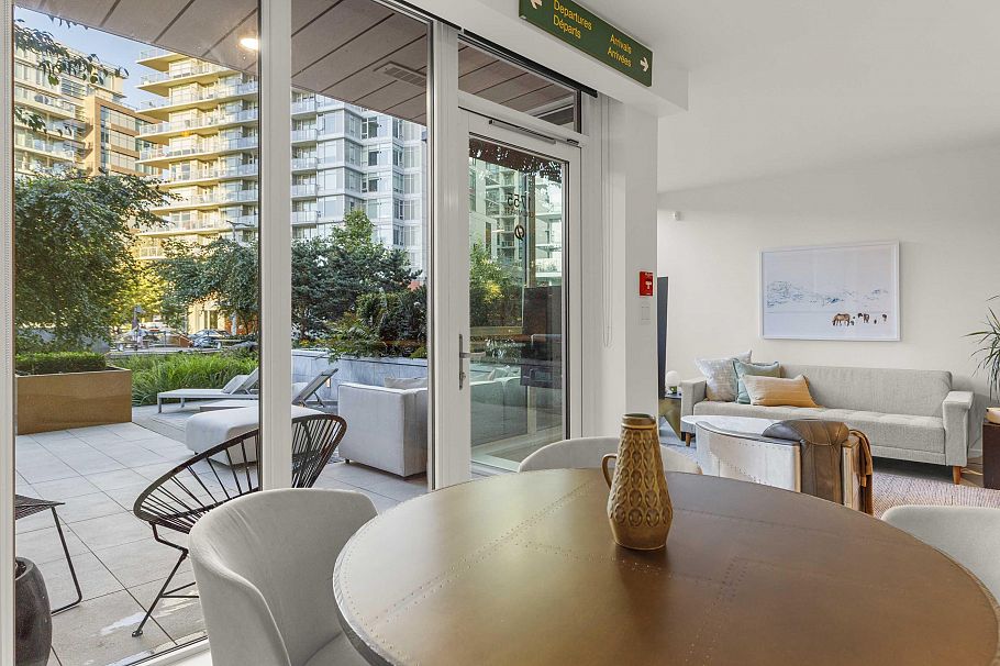 1755 Columbia Street Vancouver, BC - 11