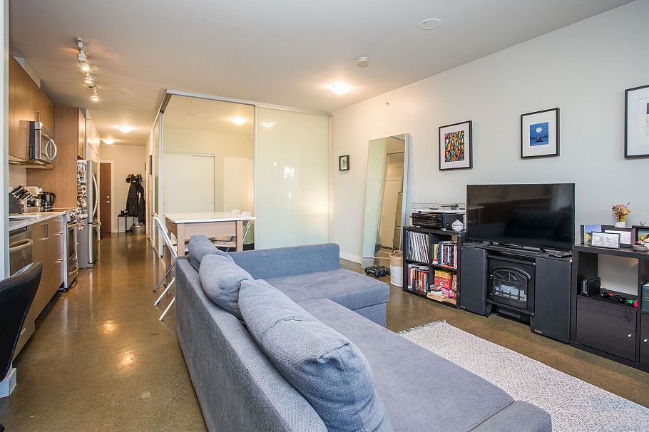 310 221 Union Street Vancouver, BC - 12