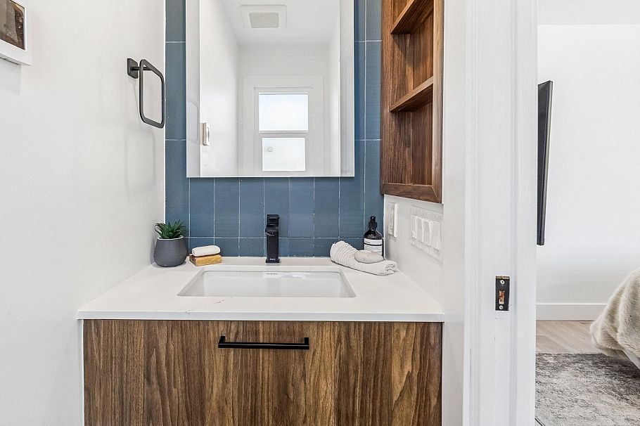 4578 Windsor Street Vancouver, BC - 12