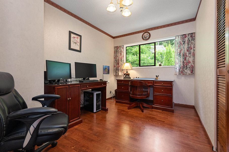 3772 Dollarton Highway North Vancouver, BC - 21