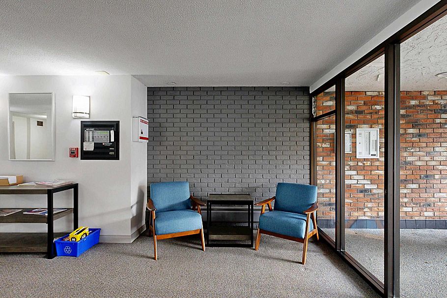 206 138 W 18th Street North Vancouver, BC - 21