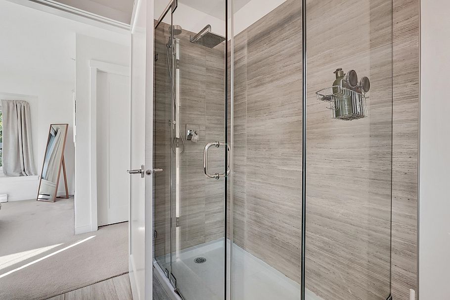 5962 St. George Street Vancouver, BC - 15