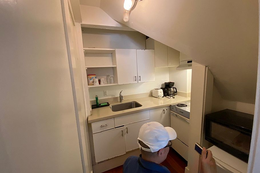 387 W 13th Avenue Vancouver, BC - 25