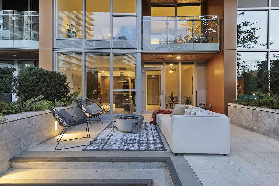 1755 Columbia Street Vancouver, BC - 31