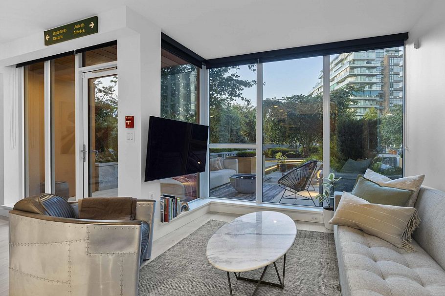 1755 Columbia Street Vancouver, BC - 9