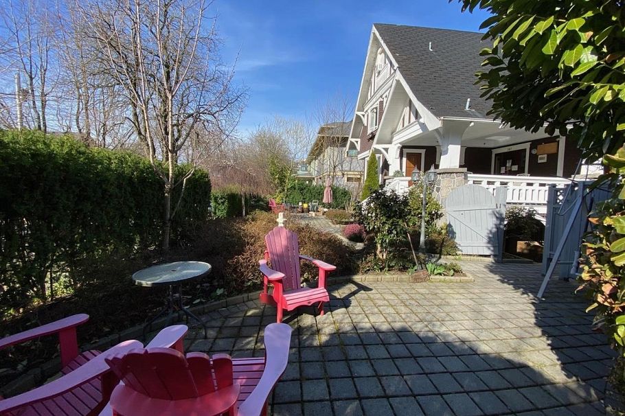 387 W 13th Avenue Vancouver, BC - 3