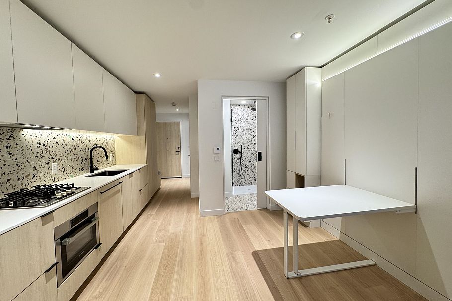 319 471 E Broadway Vancouver, BC - 14