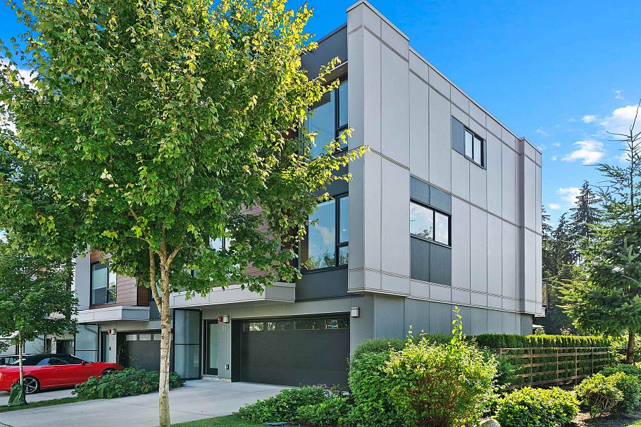 54 3597 Malsum Drive North Vancouver, BC - 35