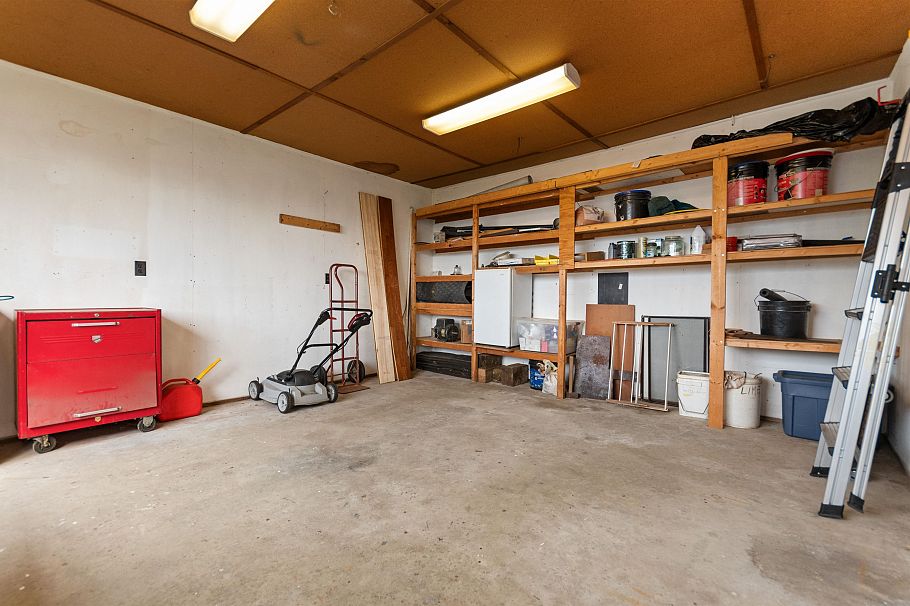 3772 Dollarton Highway North Vancouver, BC - 34