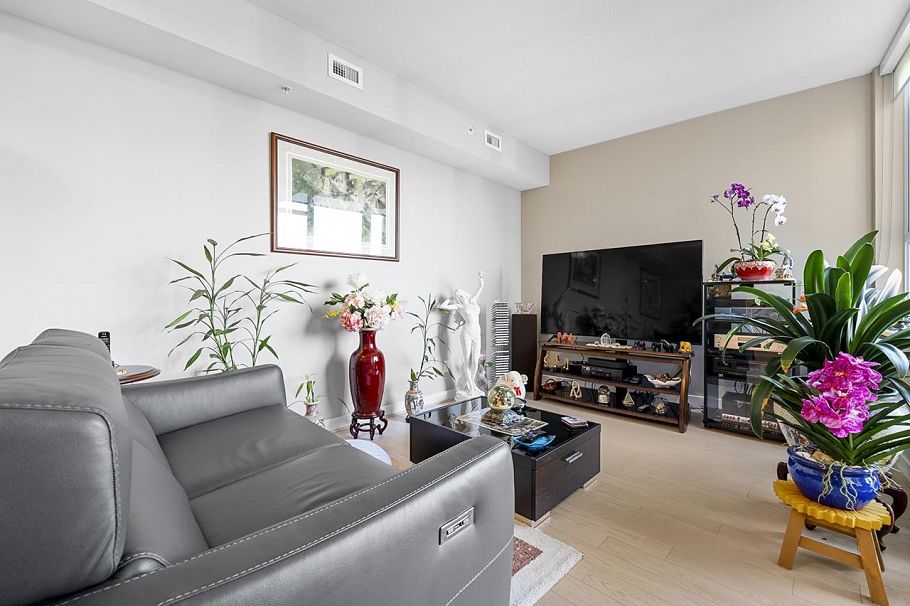 305 505 W 30th Avenue Vancouver, BC - 11