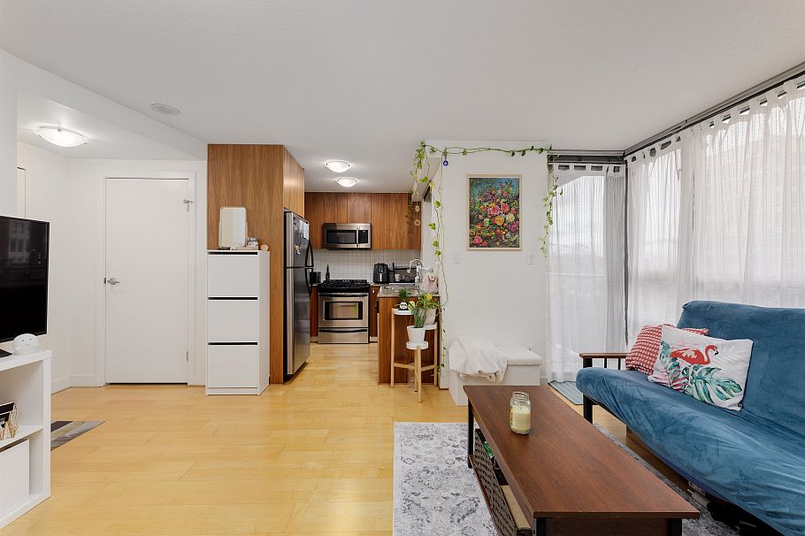 401 1030 W Broadway Vancouver, BC - 5