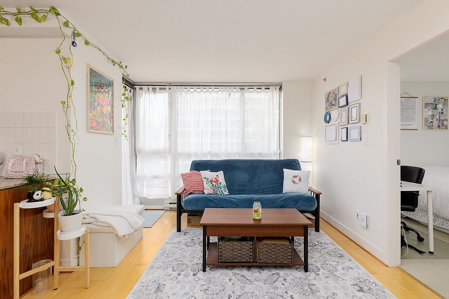 401 1030 W Broadway Vancouver, BC - 3