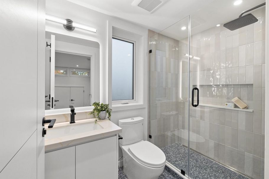 683 W 18th Avenue Vancouver, BC - 31