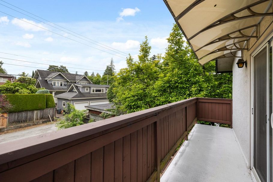 2676 W 33rd Avenue Vancouver, BC - 26
