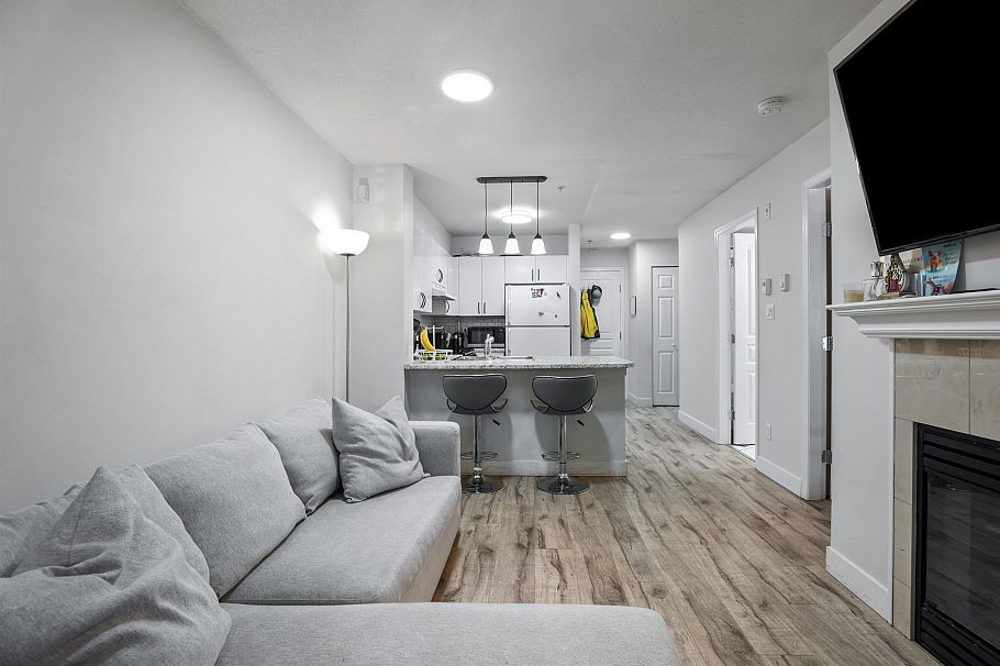 203 3278 Heather Street Vancouver, BC - 5