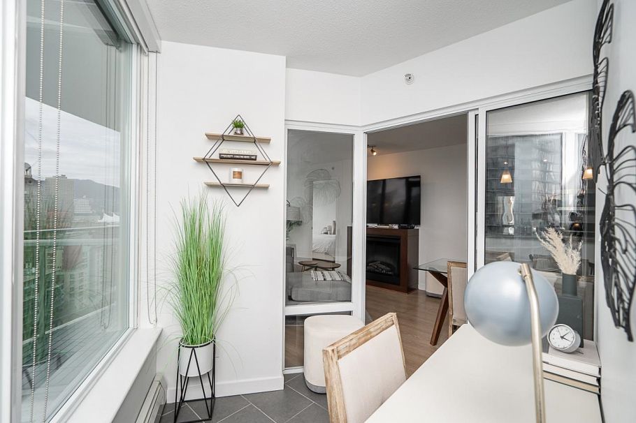 2303 58 Keefer Place Vancouver, BC - 20