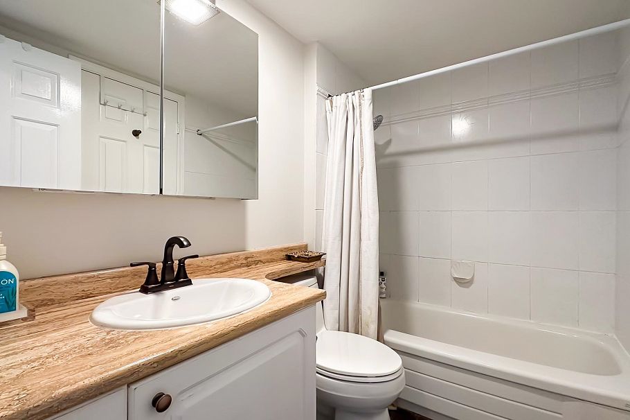 402 PH2 2091 Vine Street Vancouver, BC - 7