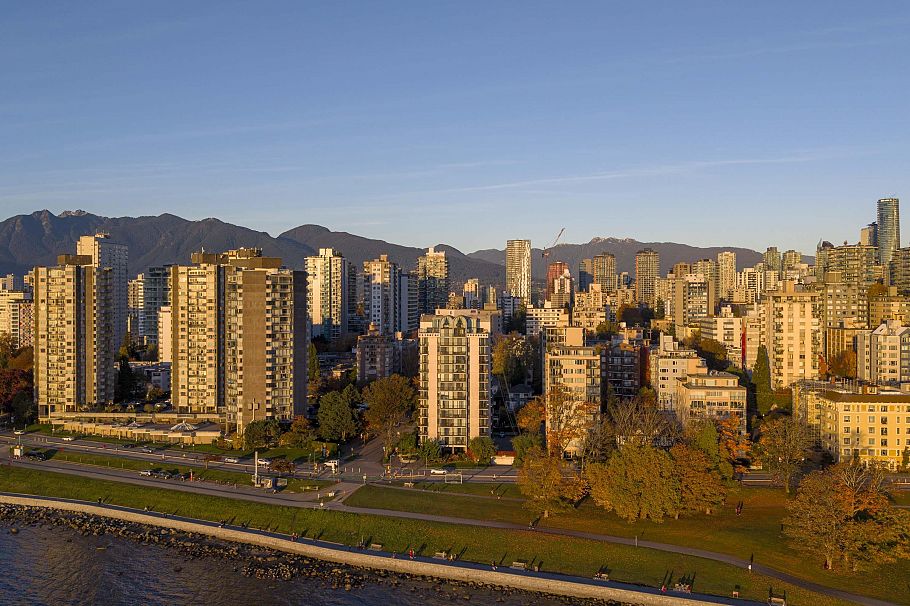 402 1575 Beach Avenue Vancouver, BC - 35
