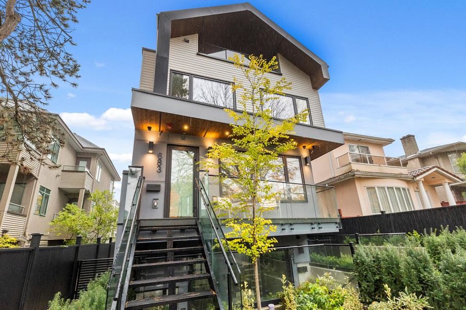 683 W 18th Avenue Vancouver, BC - 33