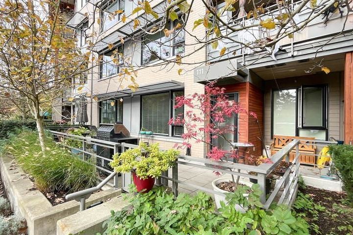 111 3163 Riverwalk Avenue Vancouver, BC - 2