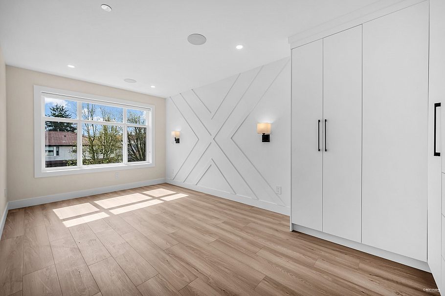 2371 Adanac Street Vancouver, BC - 13