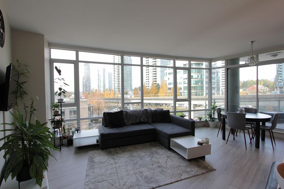 402 2008 Rosser Avenue Burnaby, BC - 5